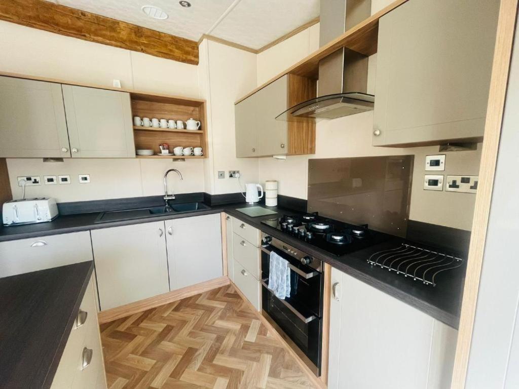 Rosie'S Rest With Hot Tub Villa Barmby on the Moor Luaran gambar